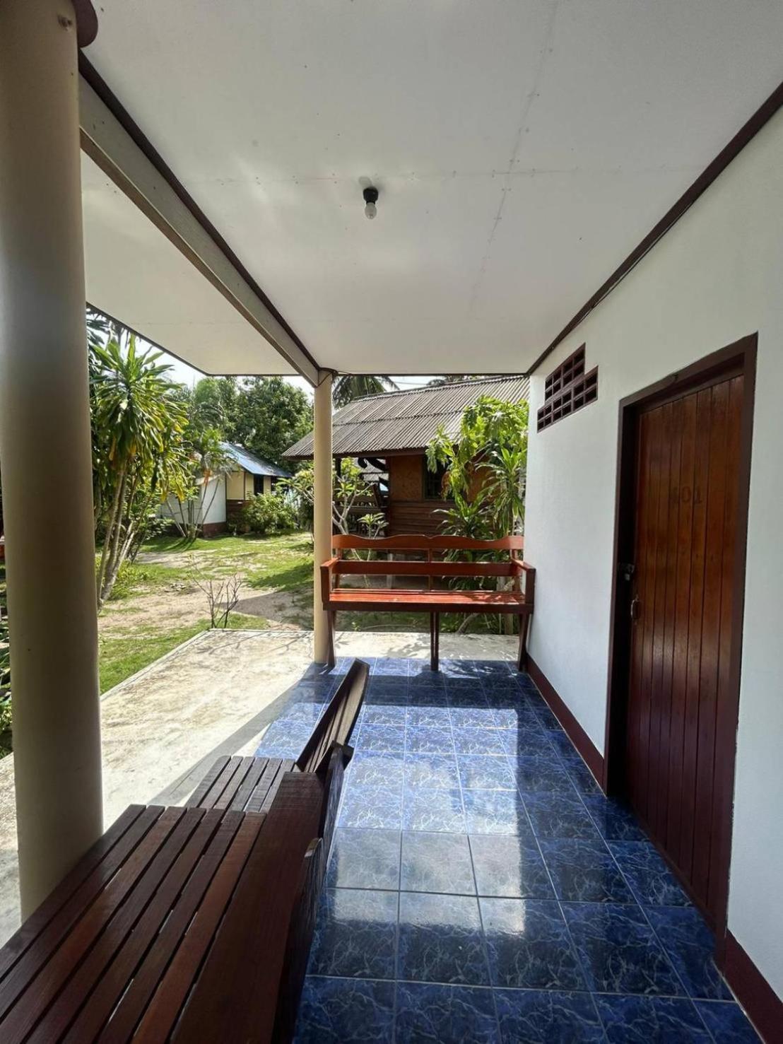 Pinks Bungalow Baan Tai Eksteriør bilde