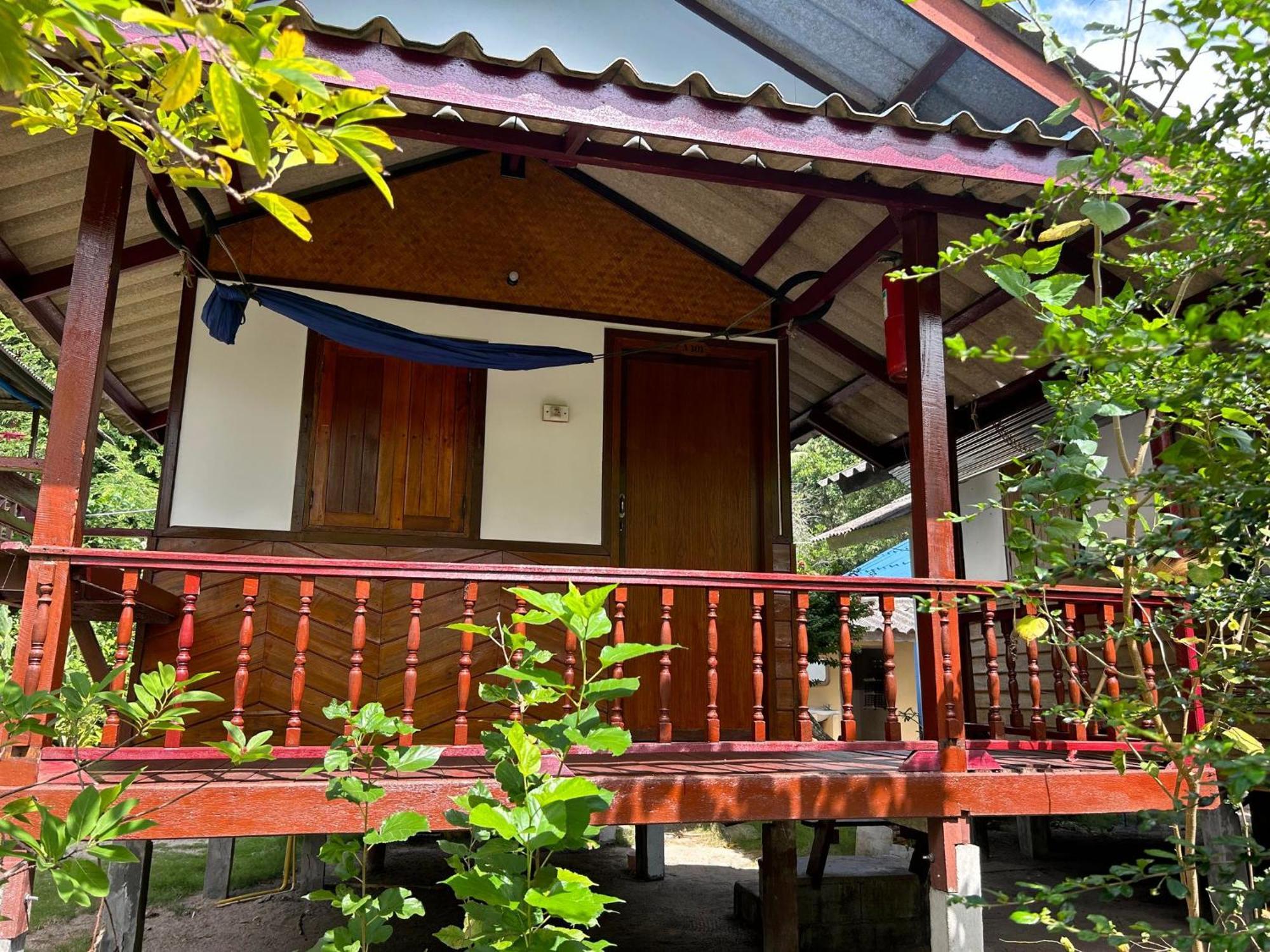Pinks Bungalow Baan Tai Eksteriør bilde